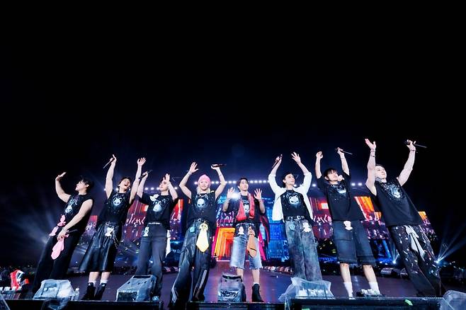 4일간 22만 관객! 스트레이 키즈, 日 첫 스타디움 입성 공연 '大성공'