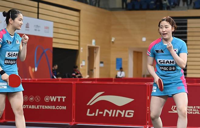 세계탁구선수권 여자복식에 나선 김나영(왼쪽)과 이은혜 [대한탁구협회 제공. 재판매 및 DB 금지]