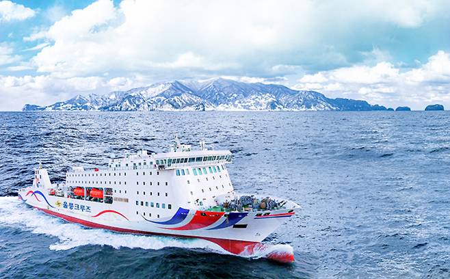 울릉크루즈 겨울철 운항 이미지 사진. /자료사진