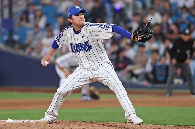 지난달 18일 대구 삼성라이온즈파크에서 열린 '2025 신한 SOL 뱅크 KBO리그' 삼성 라이온즈와 롯데 자이언츠 경기에서 마운드에 오른 임창민. <삼성 라이온즈 제공>