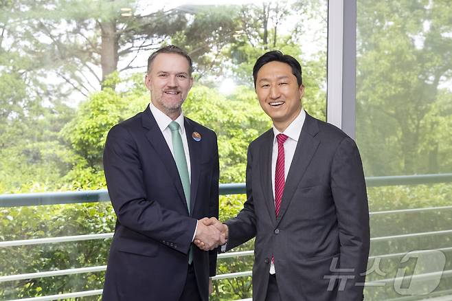 정기선 HD현대 수석부회장이 방한한 제이미슨 그리어 미국무역대표부(USTR) 대표와 16일 만나 한미간 조선산업 협력방안에 대해 논의했다.(HD현대 제공) 2025.5.16/뉴스1 ⓒ News1 박종홍 기자