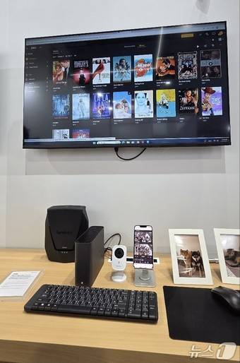 '컴퓨텍스 2025' 시놀로지 전시관에서 석미은 시니어 세일즈 매니저가 전시관 투어를 진행하고 있다.2025.5.20/뉴스1 ⓒ News1 김민석 기자