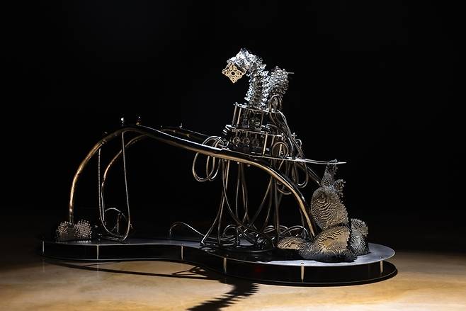 아트코리아랩 ISEA2025 전시 참여작 소개_김휘아, Setu Bandha Sarvangasana(다리자세), 2024 (예술경영지원센터 제공)