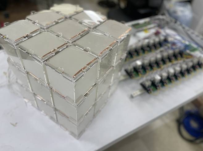 아트코리아랩 ISEA2025 전시 참여작 소개_하담우(웨이고 스튜디오), PDLC Media, 2025 (예술경영지원센터 제공)