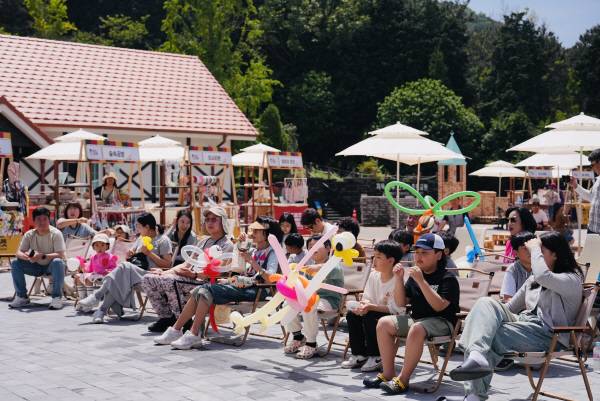 오는 24일 남해군 독일마을 광장에서 ‘도르프 청년마켓’ 2회차 행사가 열린다. 남해군 제공