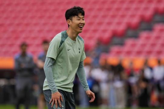 UEL 결승 앞두고 훈련하는 손흥민. 사진[AP=연합뉴스]