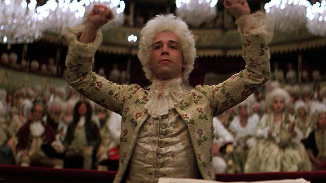 천재 작곡가 모차르트 영화 '아마데우스'.  와이드릴리즈