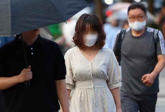 중화권에서 신종 코로나바이러스 감염증(코로나19)이 재확산하는 가운데 태국에서도 확진자가 급증하고 있다.  [사진 = 연합뉴스]