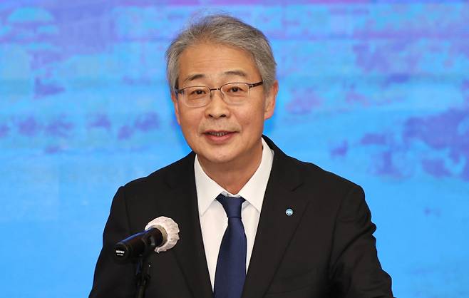 임종룡 우리금융그룹 회장이 13일 오전 서울 종로구 한국금융연수원에서 열린 사외이사 양성 및 역량 강화를 위한 업무협약식에서 인사말을 하고 있다. /사진=뉴스1