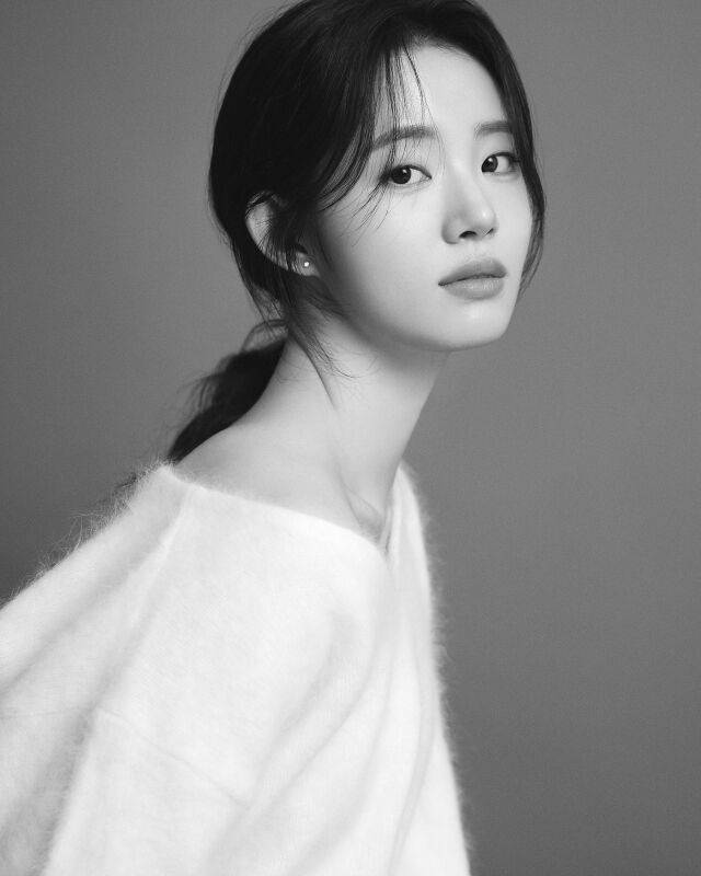 배우 신시아 / 앤드마크