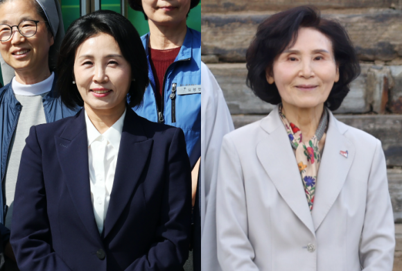 김문수 국민의힘 후보의 배우자 설난영(오른쪽)씨·이재명 민주당 후보의 배우자 김혜경(왼쪽)씨.  연합뉴스