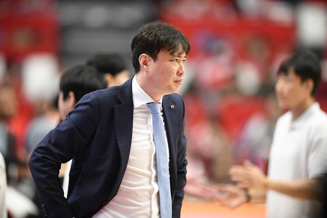 송영진 감독. /사진=KBL 제공