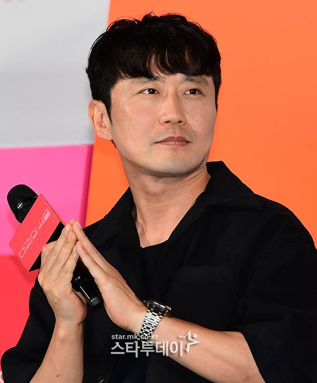 ‘미지의 서울’ 제작발표회에 참석한 박신우 감독. 사진| 강영국 기자