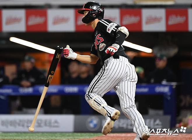 LG 내야수 구본혁은 20일 사직구장에서 열린 '2025 신한 SOL Bank KBO 리그' 롯데와 주중 3연전 첫 번째 경기에서 7번타자 2루수로 선발 출전했다. 멀티히트와 3타점을 기록해 팀 승리에 힘을 보탰다. 엑스포츠뉴스 DB