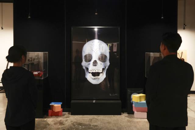 ‘지그재그 컬렉션’ 중 데미안 허스트의 '신의 사랑을 위하여'(2012). 정대현 기자 jhyun@