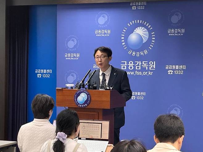 한구 금융감독원 중소금융 부원장보가 22일 오전 서울 여의도 금융감독원 본원에서 열린 '전 금융권 부동산PF 정리 재구조화 경과 및 실적 브리핑'에서 말하고 있다. ⓒ데일리안 황현욱 기자