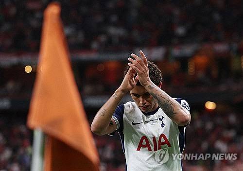 결승골 주인공 존슨 [로이터=연합뉴스]