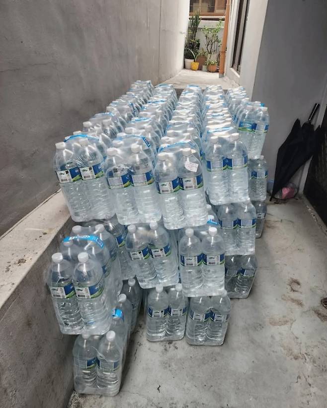 2L*6병 생수 80묶음 반품 시킨 고객