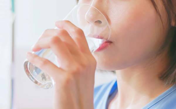 코코넛 워터가 다양한 건강 효과를 가졌다고 알려졌다./사진=게티이미지뱅크