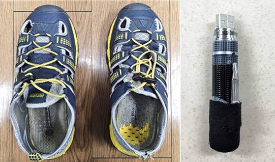 피의자 A씨가 범행 당시 착용한 신발(왼쪽)과 볼펜형 카메라. 사진 국토교통부 철도특별사법경찰대