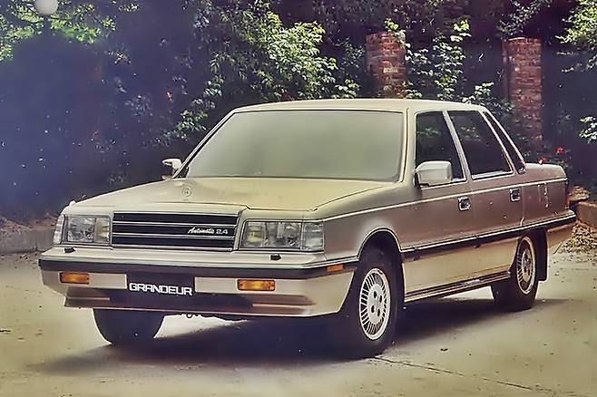 ‘성공하면 타는 차’ 이미지를 구축한 1세대 그랜저 [사진출처=매경DB]