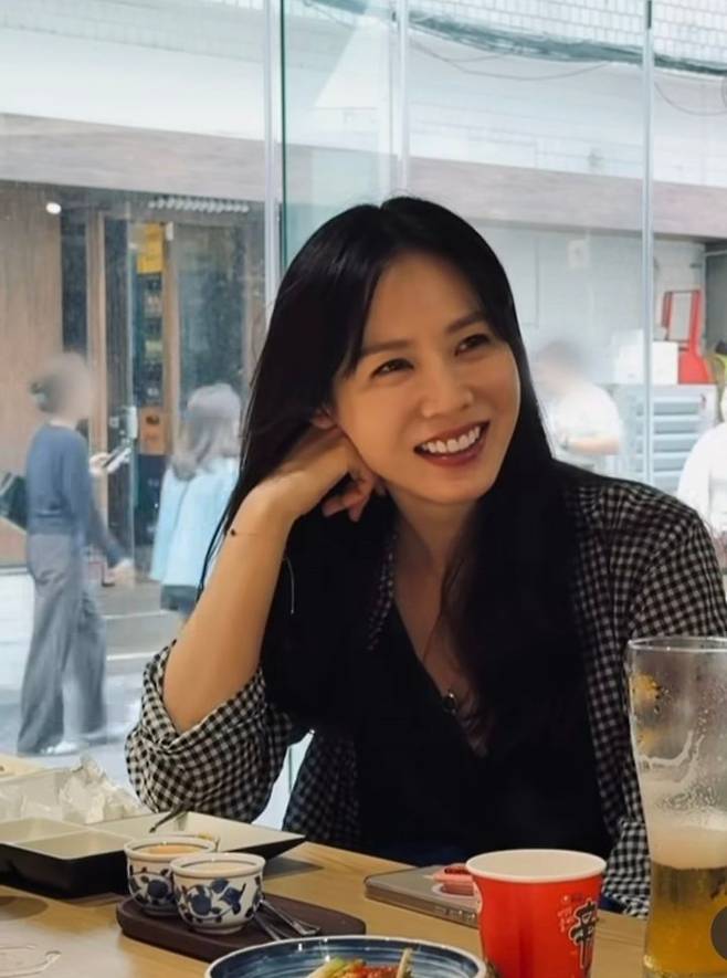 [서울=뉴시스] 손예진. (사진=손예진 인스타그램 캡처) 2025.05.22. photo@newsis.com *재판매 및 DB 금지