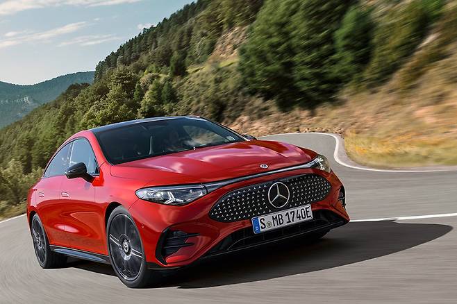 더 뉴 메르세데스-벤츠 CLA