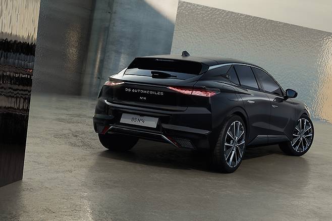 DS 오토모빌 N°4