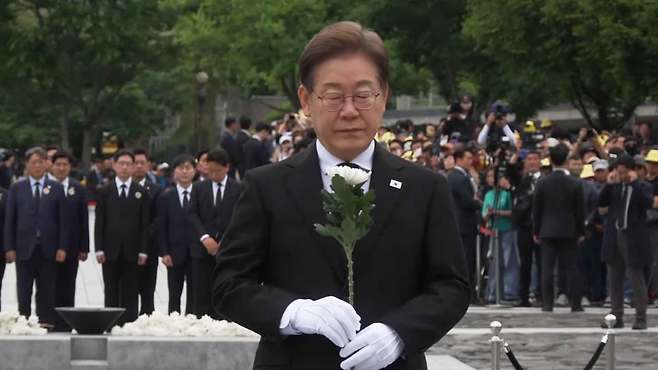 사진출처 : 더불어민주당