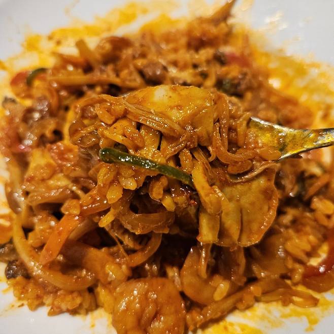 20250518_163451.jpg 깰끔한 중식 근데 문화생활을 곁들인