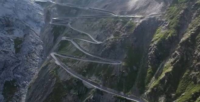 알프스에서 2번째로 고도가 높은 고갯길 '스텔비오 패스'. 사진=김태원(tan)