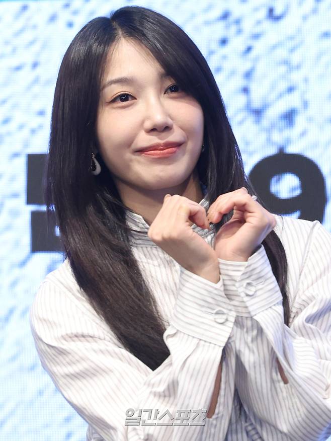 배우 정은지가 29일 오후 서울 구로구 더세인트에서 열린 KBS2 수목드라마 '24시 헬스클럽' 제작발표회에 참석해 포즈를 취하고 있다. '24시 헬스클럽'은 근성이 넘치는 헬치광이 관장 도현중이 근심이 과다한 헬린이 회원들의 인생을 파격 교정하며 펼쳐지는 두근두근 근(筋) 성장 코맨스 드라마. 오는 30일 밤 9시 50분 첫 방송. 서병수 기자 qudtn@edaily.co.kr /2025.04.29/