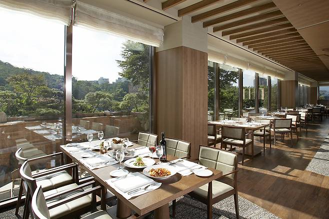 The Shilla Seoul Hotel’s The Parkview restaurant in Jung District, central Seoul [THE SHILLA SEOUL]