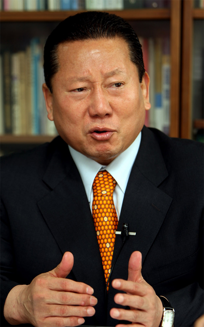 2008년 제29회 중국 베이징하계올림픽 대한민국선수단장 시절 김정행. 사진=연합뉴스 제공