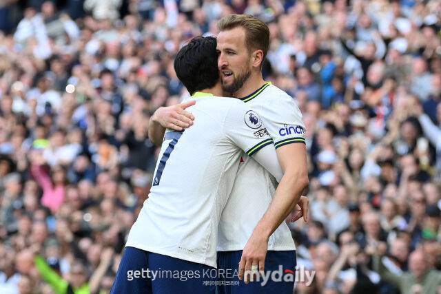 손흥민(왼쪽)과 케인. /게티이미지코리아