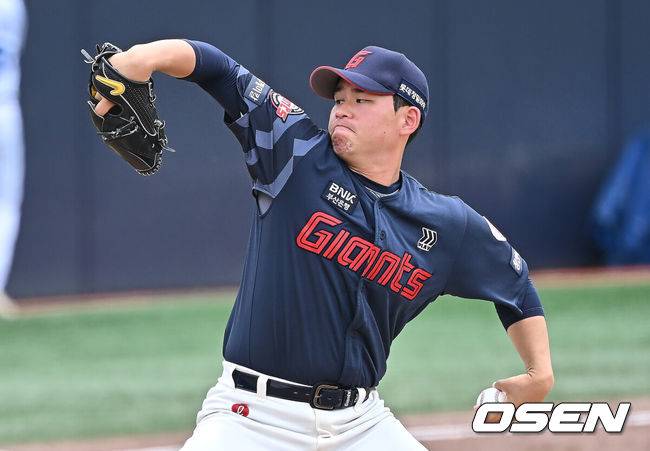 [OSEN=경산, 이석우 기자] 롯데 자이언츠 김진욱 214 2025.05.21 / foto0307@osen.co.kr