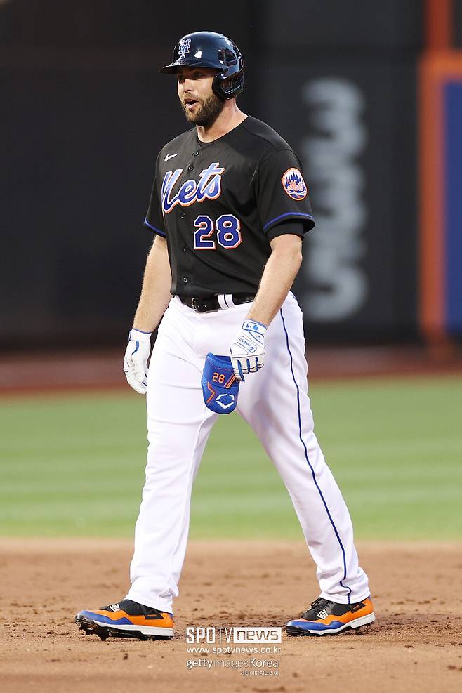 ▲ 다린 러프는 뉴욕 메츠에서 부진한 성적 끝에 결국 양도지명공시됐다.