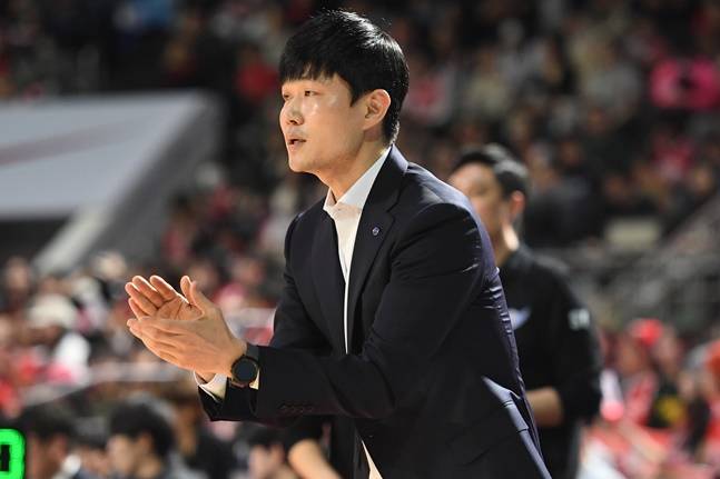 강혁 한국가스공사 감독. /사진=KBL 제공