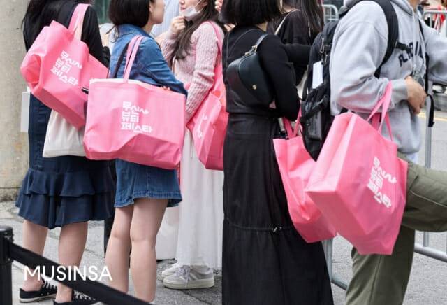 무신사 뷰티 페스타 방문객 모습