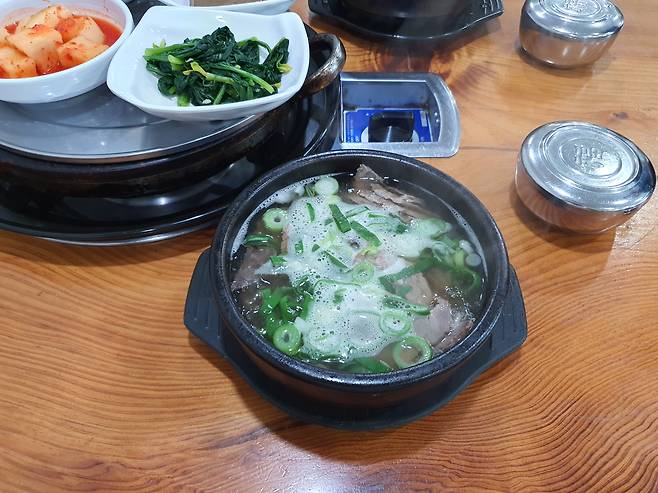 작지만 있을 건 다 있는 자린이 캠핑기