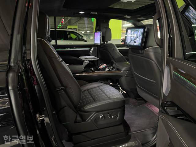 더 뉴 에스컬레이드의 2열 모습. 오지혜 기자