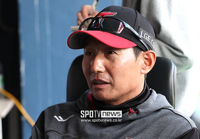 ▲ 염경엽 감독은 2023년 LG 감독으로 부임해 팀의 숙원이었던 한국시리즈 우승을 해내며 지도자 경력의 정점을 이어 가고 있다. ⓒ곽혜미 기자