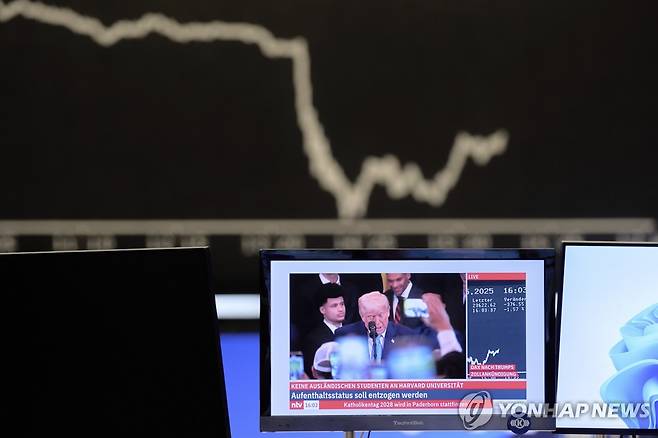독일 프랑크푸르트 증권거래소 [AP 연합뉴스. 재판매 및 DB 금지]