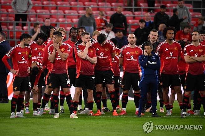 유로파리그 결승에서 패한 맨유 선수단 모습. [AFP=연합뉴스]