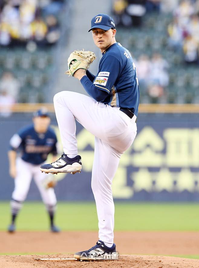 NC 라일리가 투구에 임하고 있다. 잠실 | 박진업 기자 upandup@sportsseoul.com