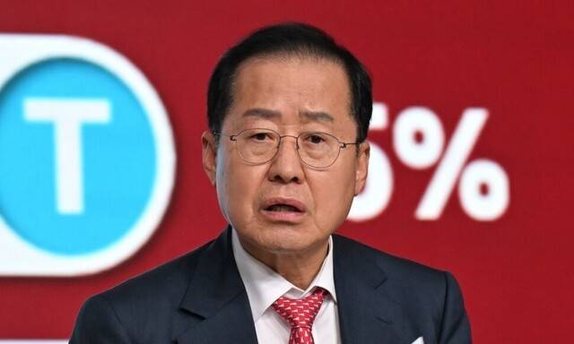 지난달 서울 강서구에서 열린 국민의힘 제21대 대통령 후보자 1차 경선 조별 토론회에서 홍준표 전 대구시장이 발언하고 있다. 국회사진기자단