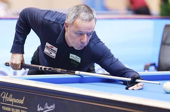 25일 밤 베트남 호치민 응우옌두스타디움에서 열린 호치민3쿠션월드컵 결승에서 야스퍼스가 허정한을 50:33으로 물리치고 우승했다. 개인 통산 32번째 3쿠션월드컵 우승 트로피다. (사진=SOOP)