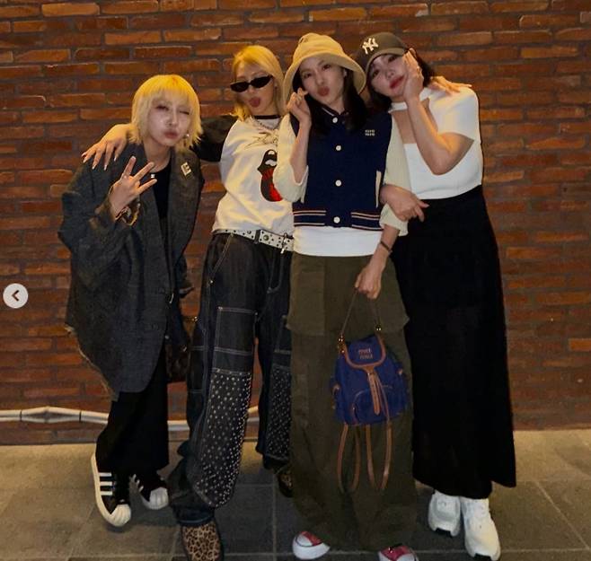 사진=씨엘 공식 계정