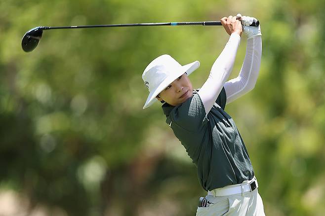 이소미가 25일 멕시코 마야코바의 엘 카말레온GC에서 열린 LPGA 투어 멕시코 리비에라 마야오픈 3라운드 9번홀에서 드라이버샷을 날리고 있다. ｜게티이미지