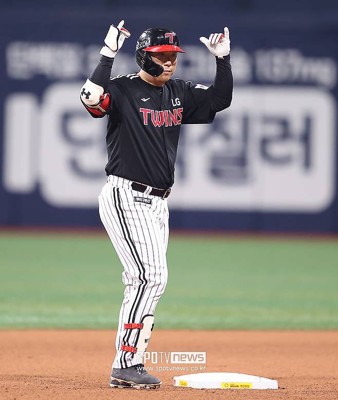 ▲ 마지막 수비 과정에서 아쉬움을 남긴 김현수 ⓒ곽혜미 기자